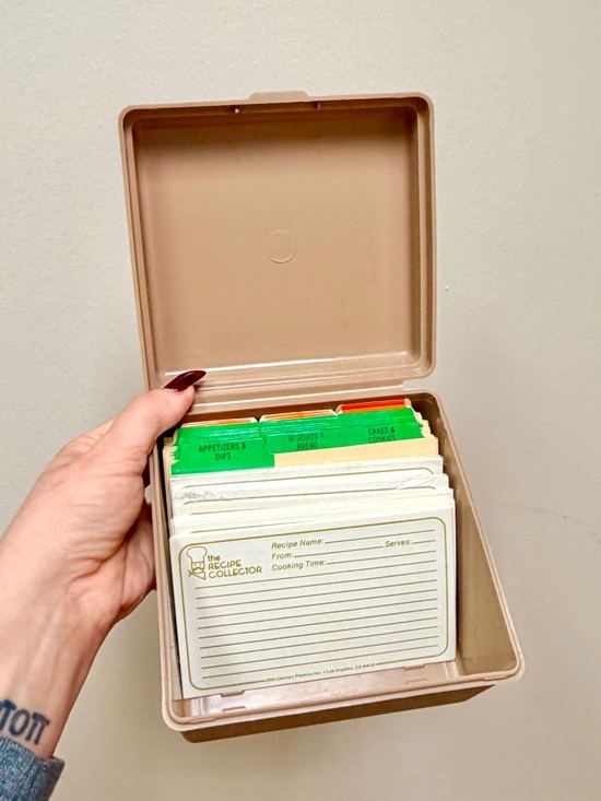 Vintage Other - 70s Vintage 🤎 Sterling Plastics “The Recipe Collector” Recipe Box